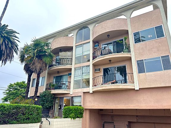 4th image of 1551 S Sherbourne Dr APT 202