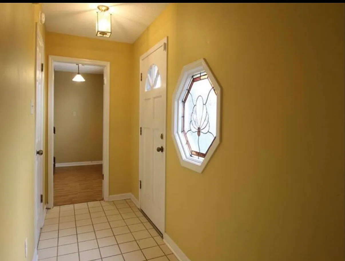 3 bed, 2.5 bath, 1650 sqft, $1,795 — Photo 3