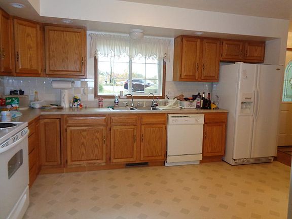 5th image of 14575 Woodland Hills Dr