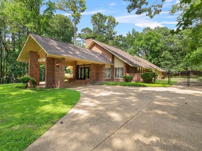 2 Spring Valley Ln, Texarkana, AR, 71854