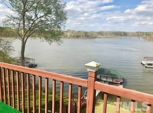 234 Oakwood Dr, Clarksville, VA 23927