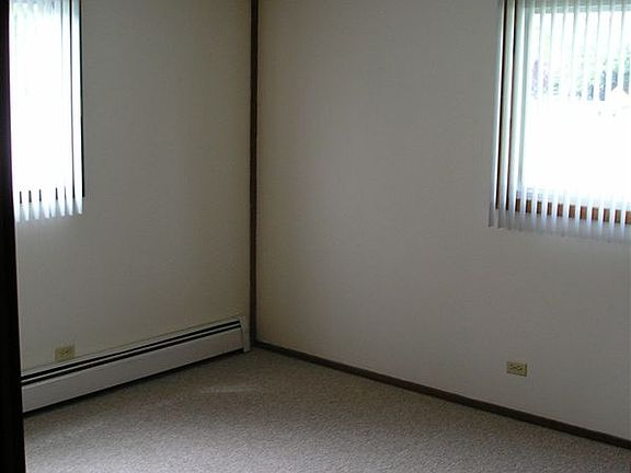Bedroom 001