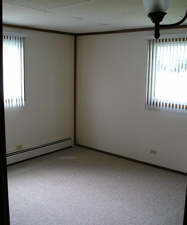 Bedroom 001