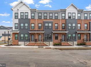 208 Vaughn Dr, Princeton Junction, NJ 08550