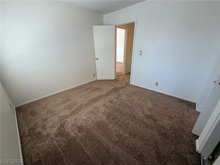9509 Swan Bay Dr — Photo 40
