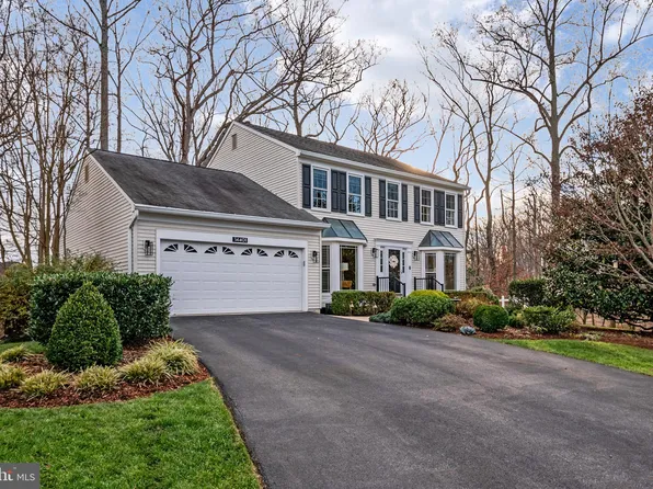 14401 Knoll View Ct, Bowie, MD 20720