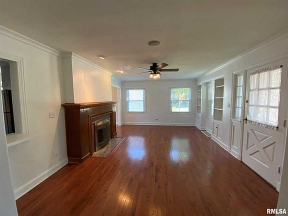 4th image of 2511 W Moss Ave