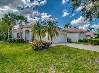 5937 Paradise Cir, Naples, FL 34110