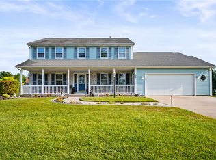 35 Silkwood Cir, Spencerport, NY 14559