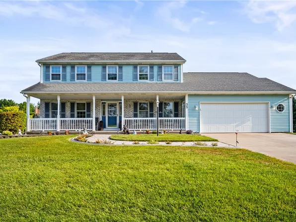 35 Silkwood Cir, Spencerport, NY 14559