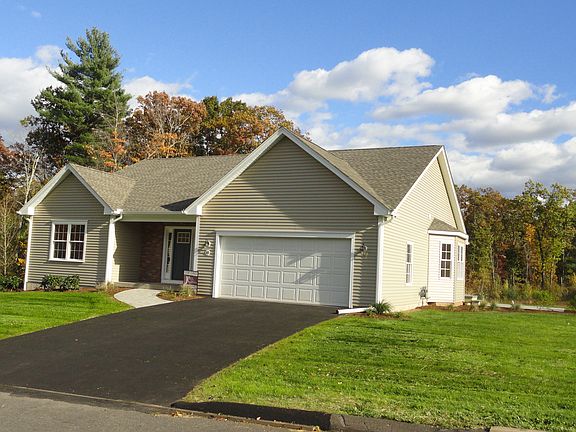 3rd image of 10 Meacham Dr #40