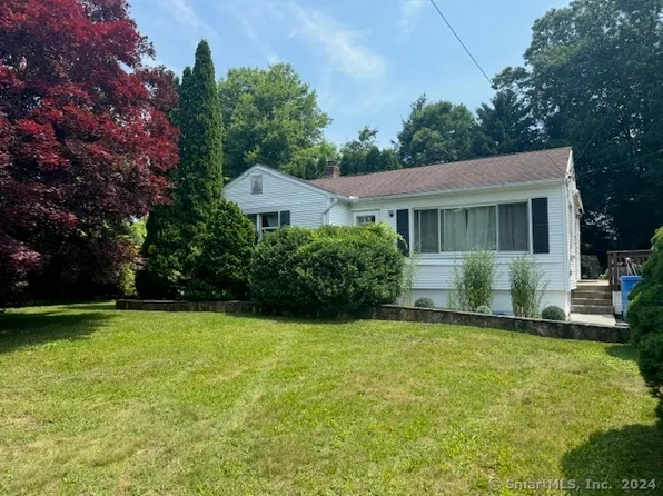 246 Lakeside Boulevard East, Waterbury, CT 06708