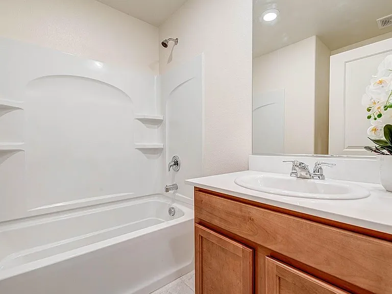 5770 Mia Skye St — Photo 7
