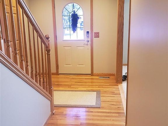 2nd image of 2909 Gulfstream Dr