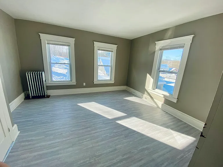 260 Lake St #2 — Photo 8