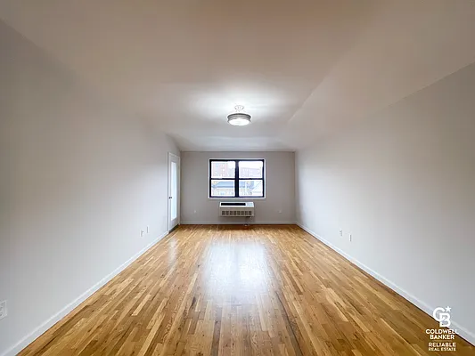 Rented by Coldwell Banker Reliable Real Estate | media 4
