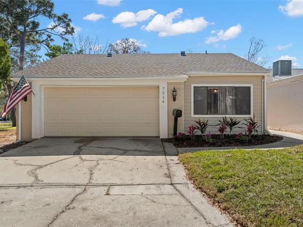 7514 Rocky Point Dr, Hudson, FL 34667