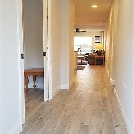 5th image of 123 SW 47th Ter APT 202