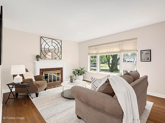 4th image of 733 S Kensington Ave