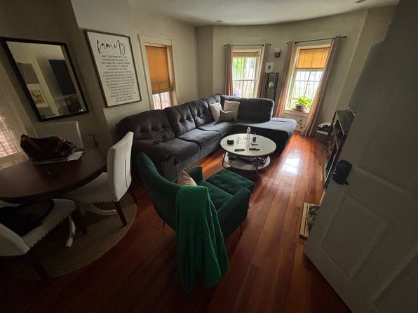 151 Highland St FLOOR 2