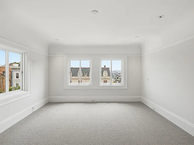 2998 Pacific Ave — Photo 57