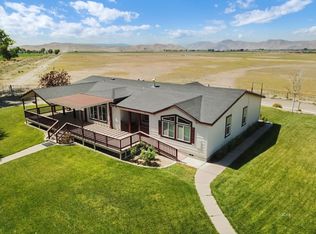 60 Pete Hendrichs Rd, Yerington, NV 89447