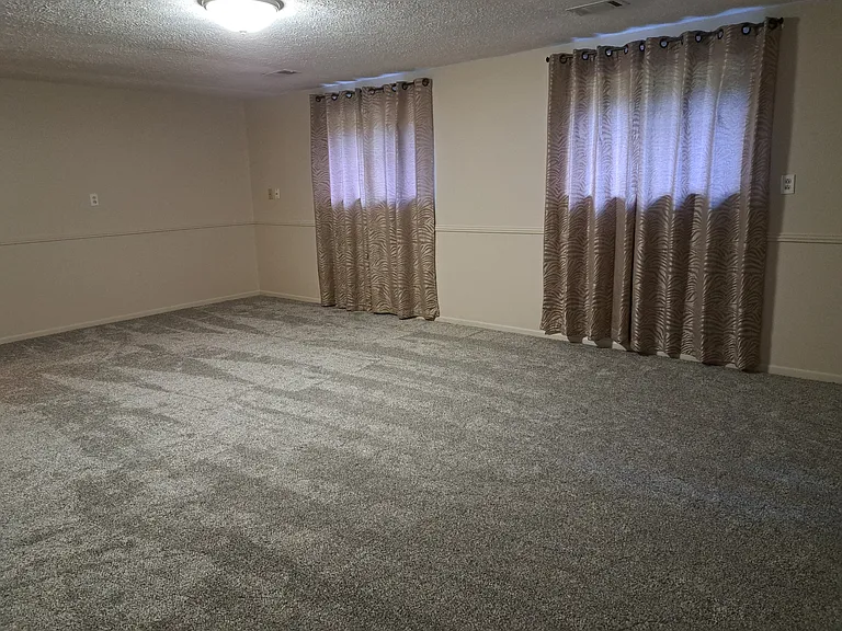 Family Room 22x15