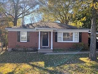 1st image of 184 Nancy Dr SE