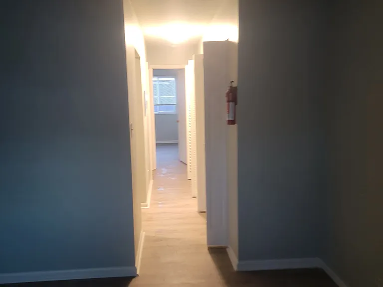 528 Ashlawn Dr #5 — Photo 4