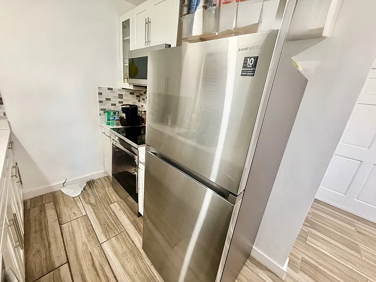 443 Wilder St — Photo 4