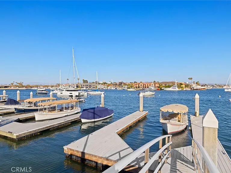 2732 Bayshore Dr — Photo 5