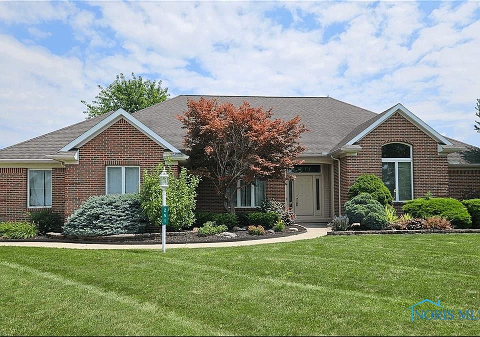 1st image of 251 Saint Paul Dr
