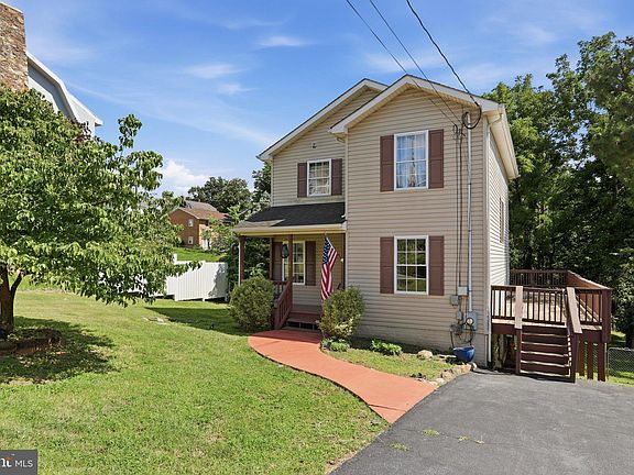 4th image of 19 Fairview Ave