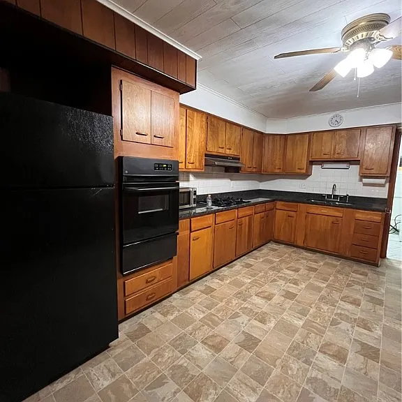 5124 Carnegie St — Photo 10