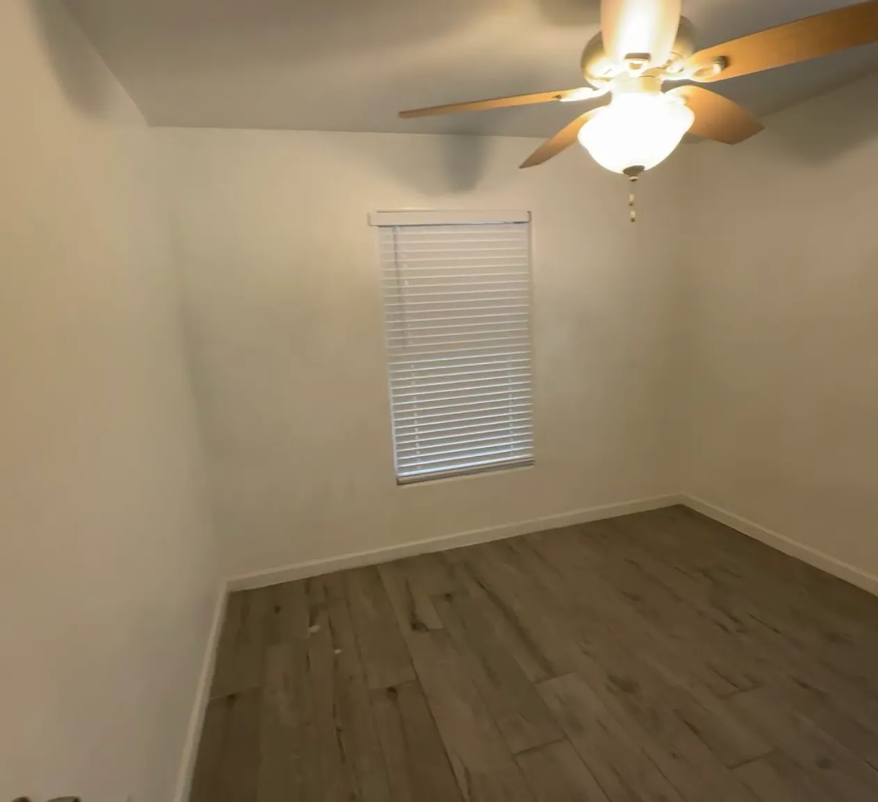 2 bed, 720 sqft, $900 — Photo 4