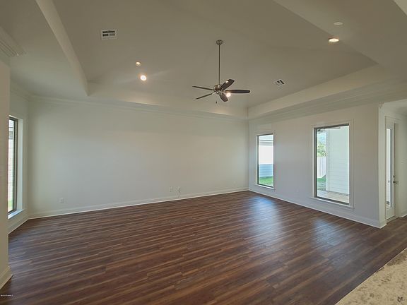 2nd image of 111 Lukes Hollow Ln