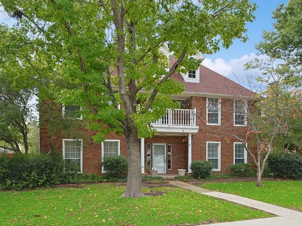 541 Meadowood Ln, Coppell, TX 75019