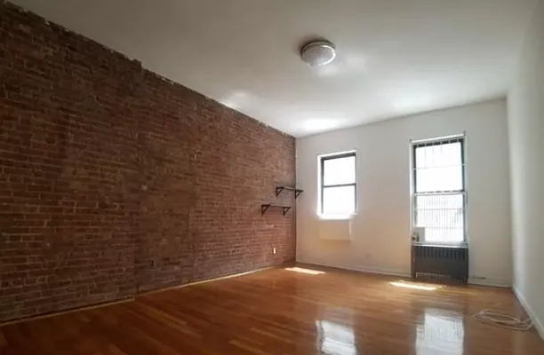 Rented by Compass | media 14