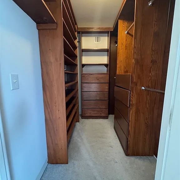 1 Cityview Ln #213 — Photo 10