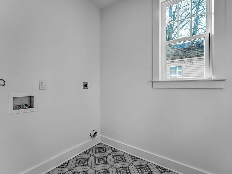 1737 Euclid Ave — Photo 20