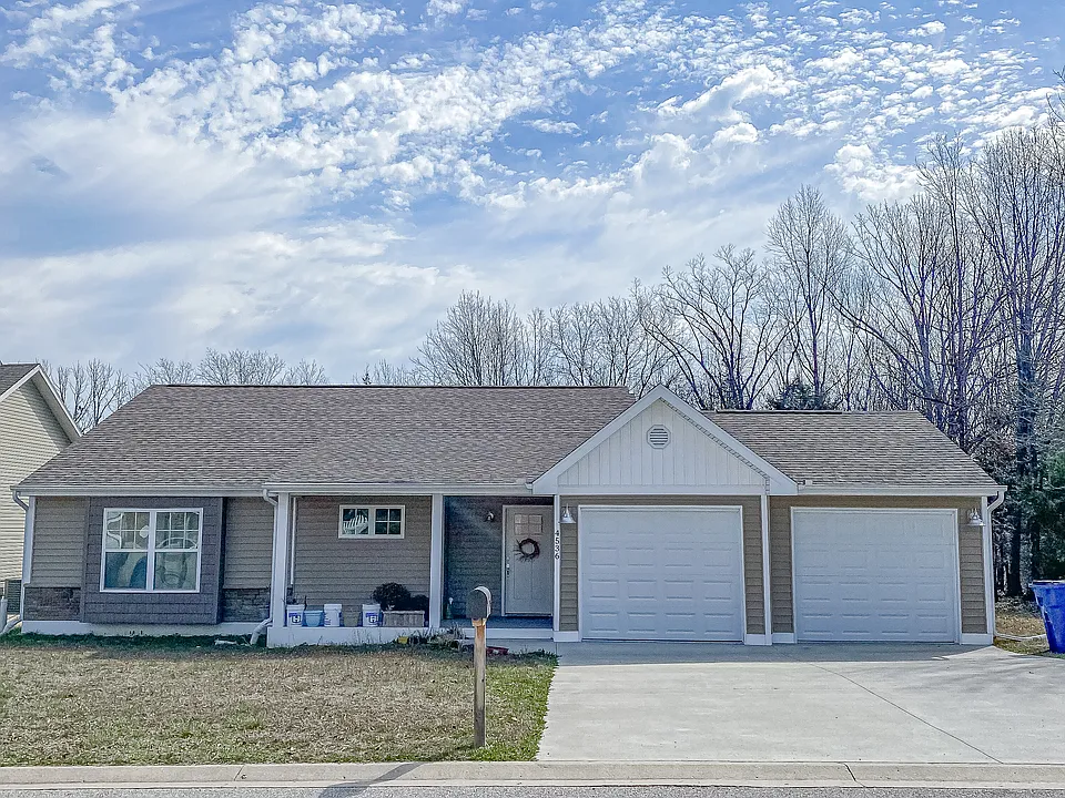 4536 Parkwood Cir