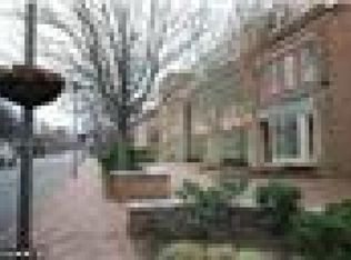 110A E Broad St, Falls Church, VA 22046