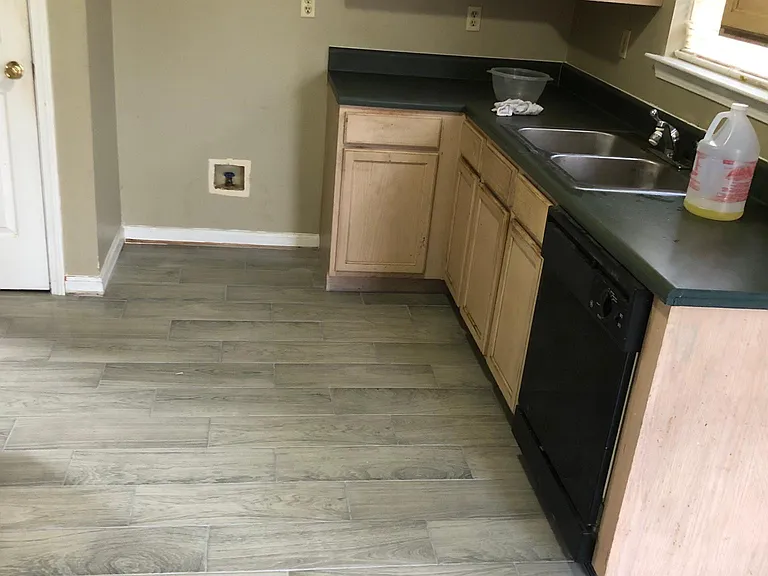 7032 Country Walk Dr — Photo 5