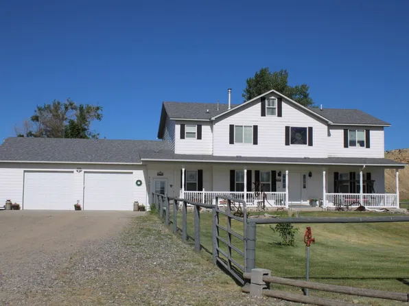 1199 Cowboy Mine Rd, Thermopolis, WY 82443