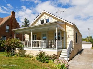 46 Northgate Rd, Riverside, IL 60546