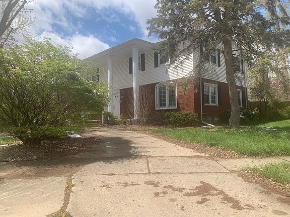 2nd image of 1700 Waverly St