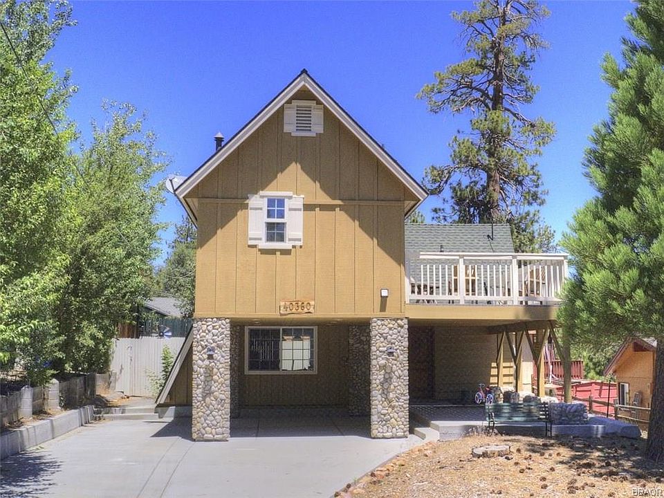 1st image of 40360 Cliff Ln