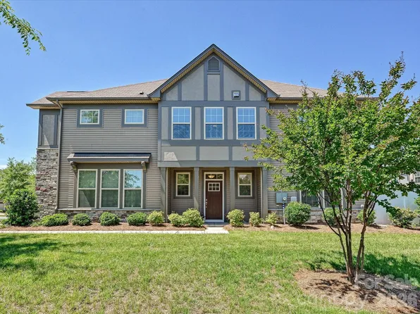 9238 Glenburn Ln, Charlotte, NC 28278