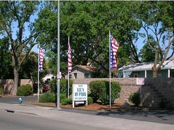 1st image of 1037 E Monte Vista Ave