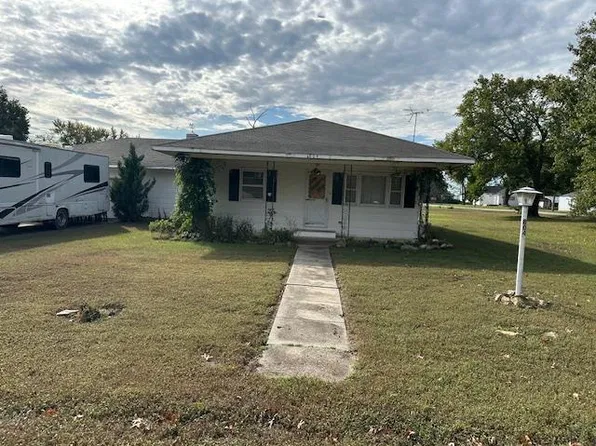 804 E Perry St, Arma, KS 66712